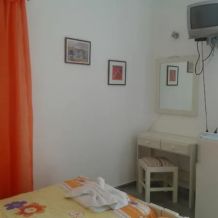 Pensjonat Hassouri Vasso Nausa